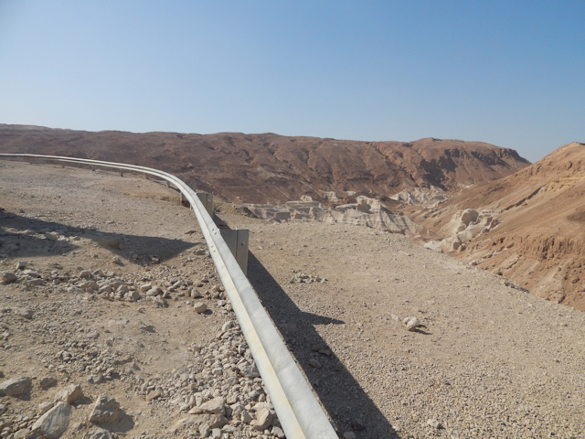 Изоставено място в пустинята